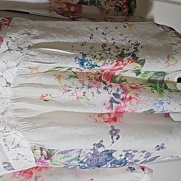 Cyrena blouse size medium Floral print with open shoulders Baby doll Cottagecore - Picture 4 of 10